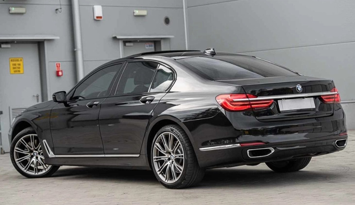 BMW Seria 7 cena 149000 przebieg: 255000, rok produkcji 2016 z Sejny małe 781